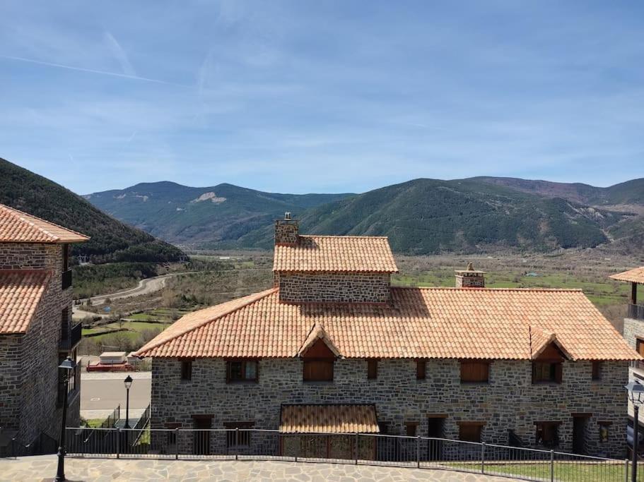 Casa Balcon De Los Pirineos - Gavin Biescas Bagian luar foto
