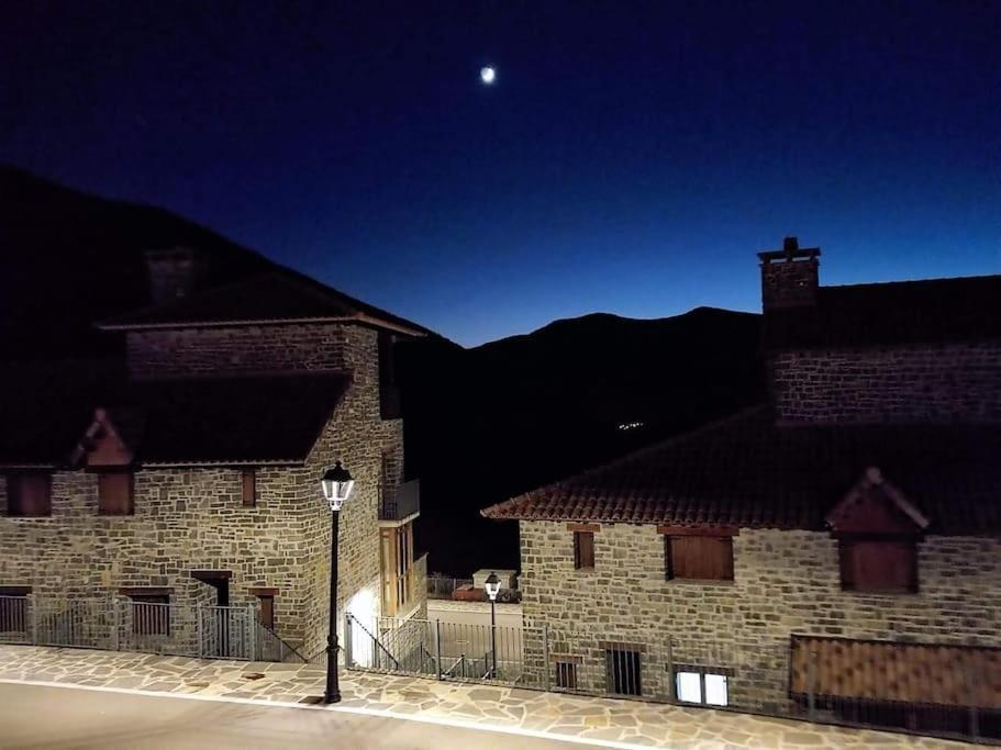 Casa Balcon De Los Pirineos - Gavin Biescas Bagian luar foto