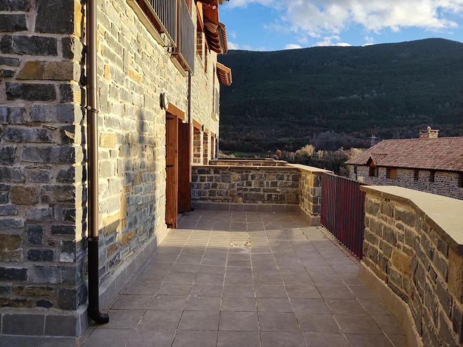 Casa Balcon De Los Pirineos - Gavin Biescas Bagian luar foto